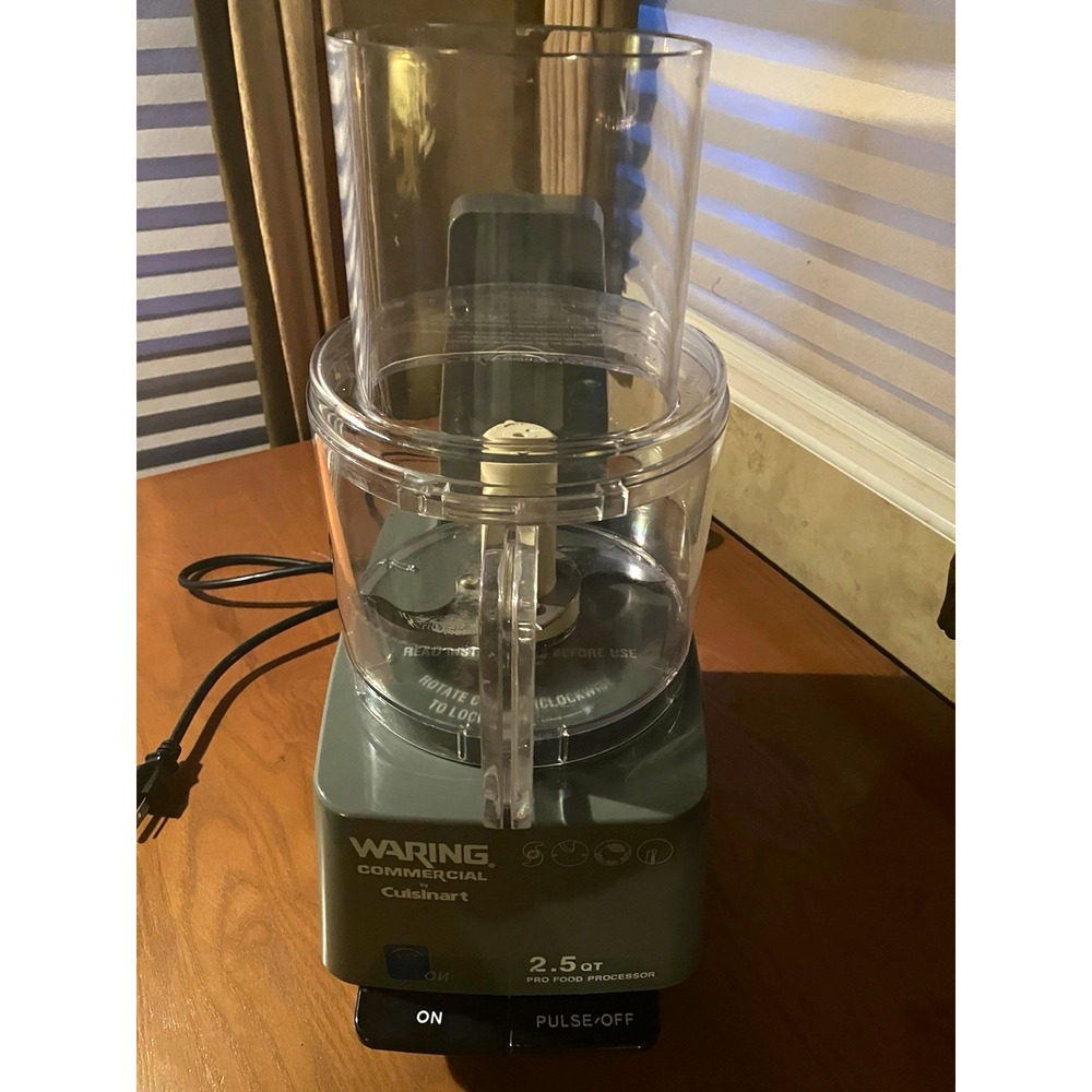 Waring 2.5 qt Pro Food Processor, 2-Speed Batch Bowl Processor Model FPC24C